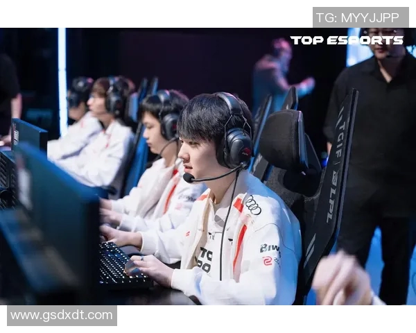 s15电竞总决赛精彩回顾TES如何成功反击对手夺取胜利 s15电竞总决赛精彩回顾TES如何成功反击对手夺取胜利