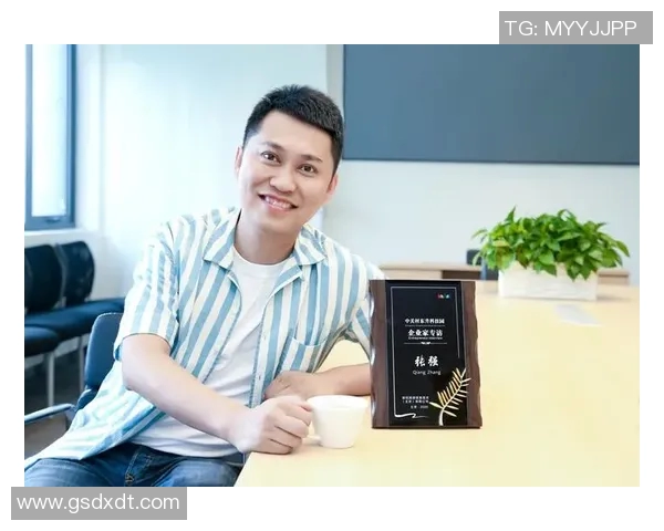 专访张强揭秘英雄联盟成功背后的策略与团队协作秘诀实时新闻 专访张强揭秘英雄联盟成功背后的策略与团队协作秘诀实时新闻